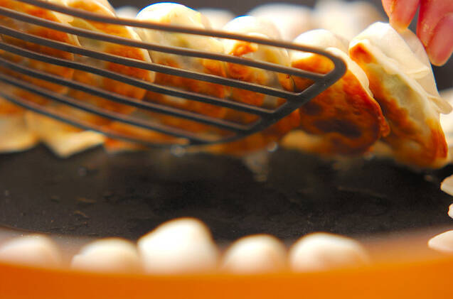 カレー風味餃子の作り方の手順6