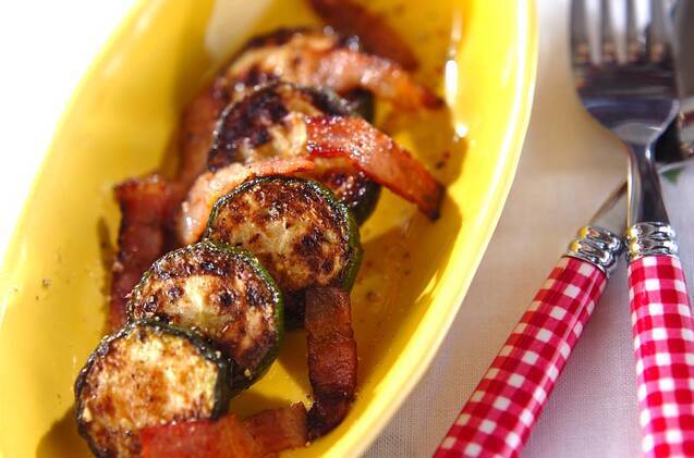 ズッキー二のアンチョビ炒め