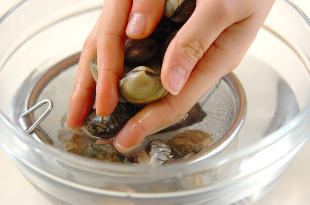 アサリのお吸い物の作り方の手順1