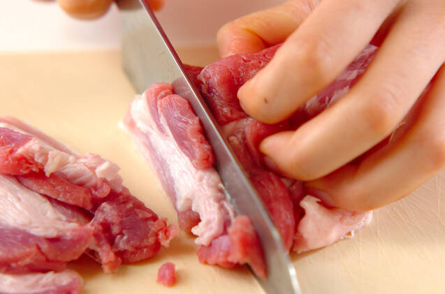 プロの味！厚切り豚肉の本格回鍋肉の作り方の手順1