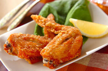 手羽先のピリ辛揚げ