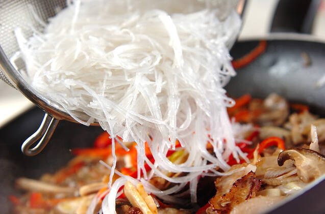 春雨と豚バラ肉の中華炒めの作り方の手順8