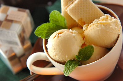 コーヒーリキュールがけアイスのレシピ 作り方 E レシピ 料理のプロが作る簡単レシピ