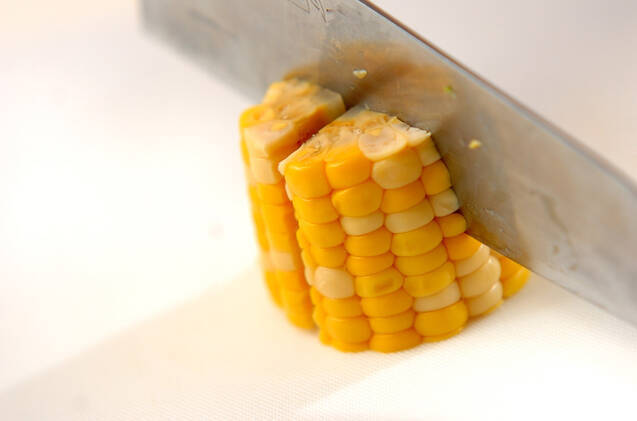 コーンのピリ辛バター焼きの作り方の手順1