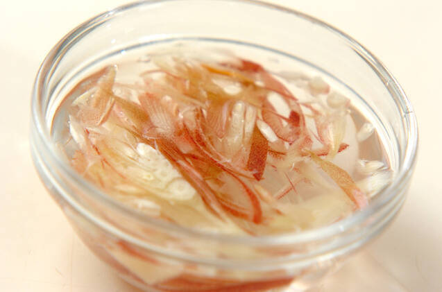 たっぷりナスのみそ汁の作り方の手順2