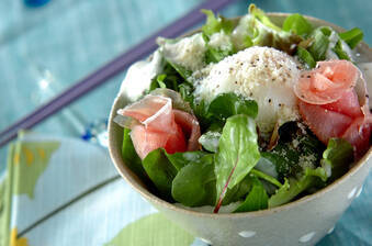 カルボナーラ風サラダ丼