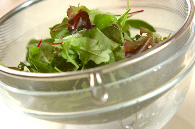 カルボナーラ風サラダ丼の作り方の手順1