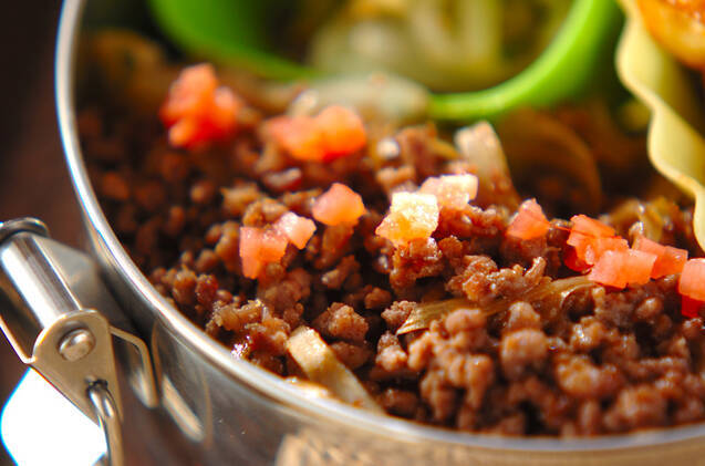 ゴボウ入りそぼろ丼