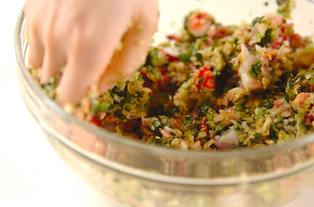 タコ入り餃子の作り方の手順5