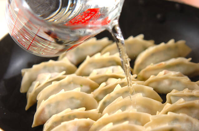 タコ入り餃子の作り方の手順8