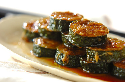 ズッキーニの揚げ浸し