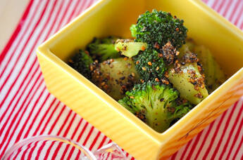 ブロッコリーのゴマ和え