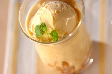 簡単バナナカスタードパフェ