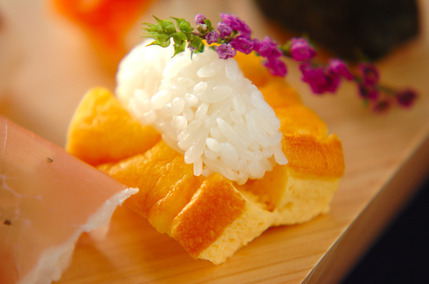 厚焼き卵のにぎり