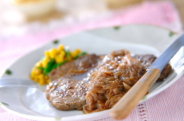 ステーキ・オニオンソース