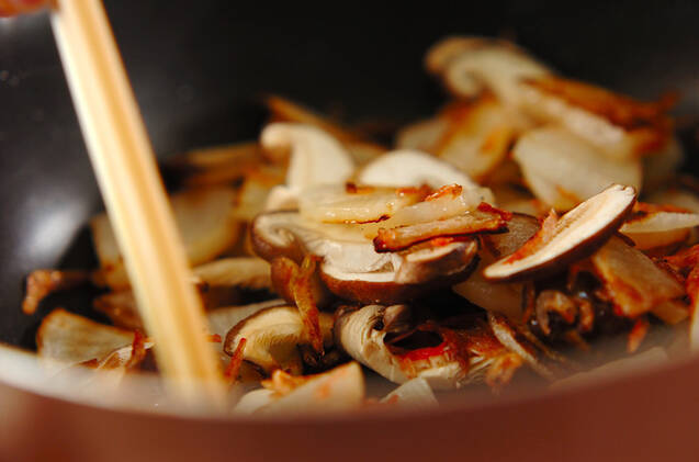 大根と桜エビのエスニック煮の作り方の手順4