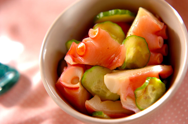 きゅうりとタコの酢の物