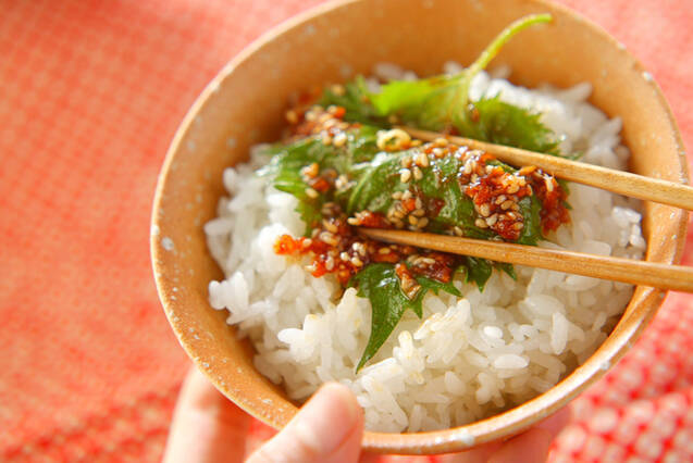 ごはんのおともに！クセになる辛さ 大葉のスパイシー漬け by 中島 和代さん