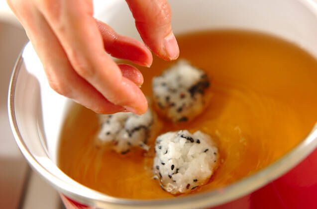 ご飯団子のお吸い物の作り方の手順3