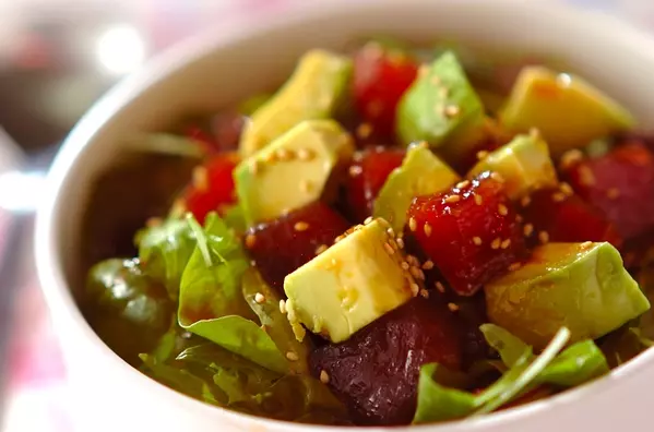 15分で完成で大満足！カフェみたいなハワイ風ポキ丼