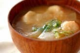 大根と麩のみそ汁