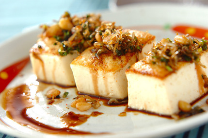 美味しい！豆腐ステーキ 人気レシピ 厚切りで食べ応えあり