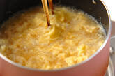 優しい味！ホタテのふんわり卵スープの作り方3