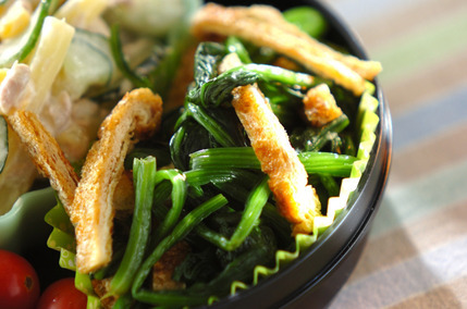 ホウレン草と油揚げの和え物