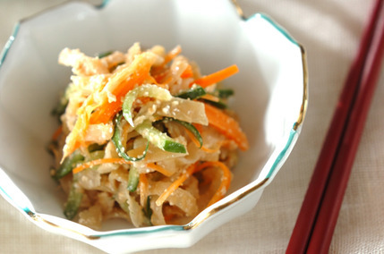 コリコリクラゲのピーナッツ和え