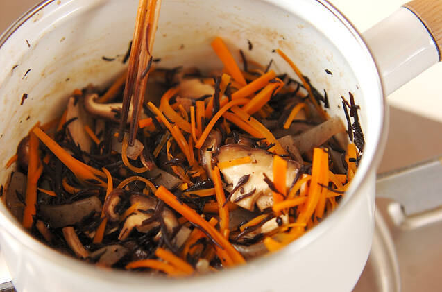 芽ヒジキのナッツ白和えの作り方の手順2