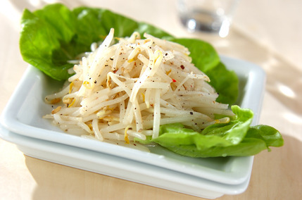 モヤシのガーリック炒め