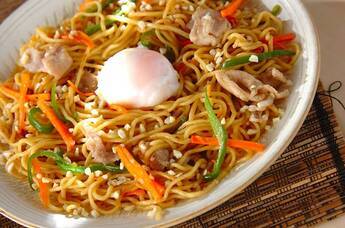 エスニック風焼きそば