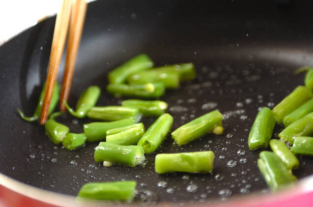 インゲンのシンプルソテーの作り方の手順2