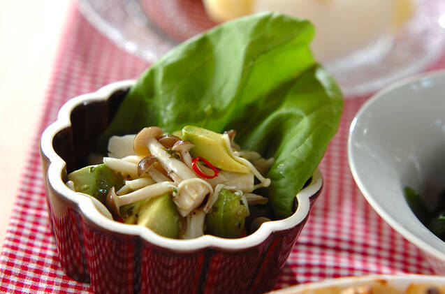 いろいろキノコのマリネ