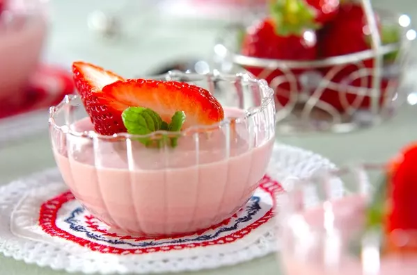 イチゴのムース