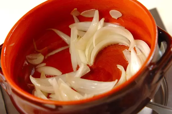 たっぷり野菜のイタリアントマト鍋の作り方1