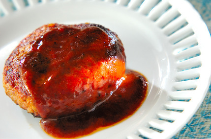 ナッツが入ったハンバーグ