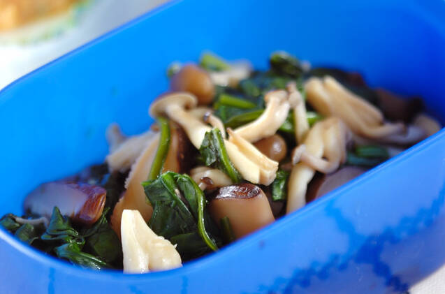 ホウレン草のキノコ浸し