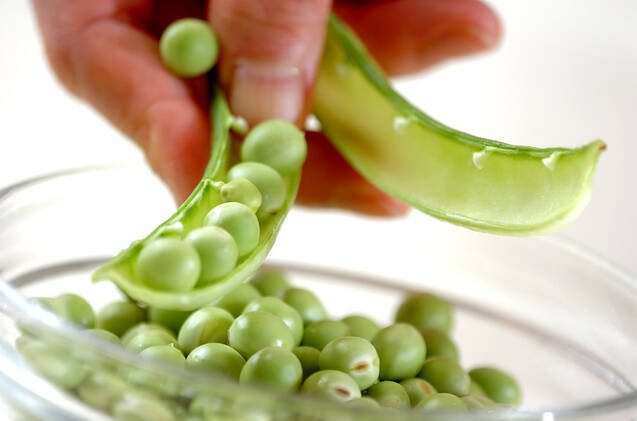 サクサク！エンドウ豆と玉ネギのかき揚げの作り方の手順1