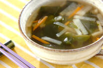塩ワカメのスープ