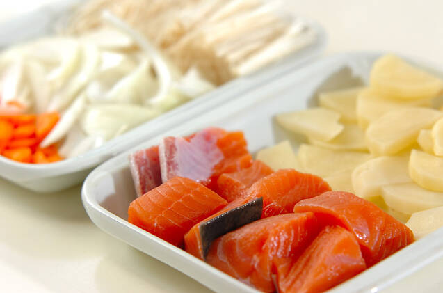 鮭のユズコショウ風味炒めの作り方の手順1