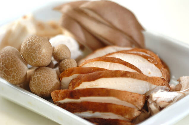 キノコの炒め物の作り方の手順1