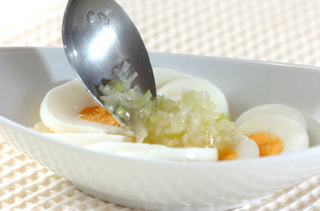 ゆで卵のネギ油がけの作り方の手順3