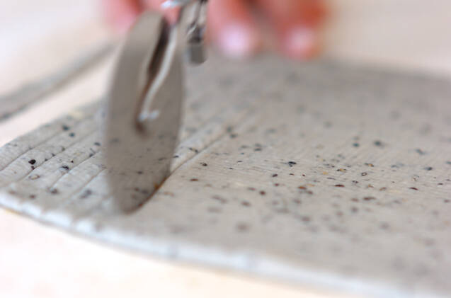 黒ゴマスティックの作り方の手順4