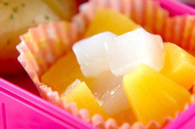 パイナップルとナタデココ