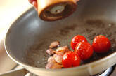 プチトマトとベーコンの炒め物の作り方2