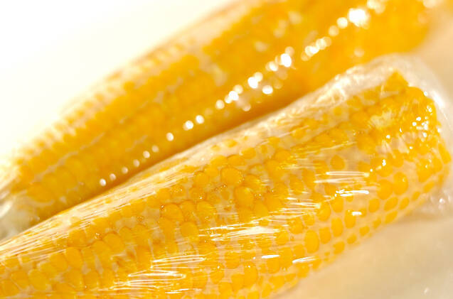 トウモロコシのレンジ蒸し焼きの作り方の手順2