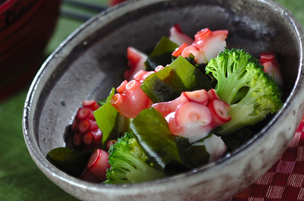 タコとワカメの酢の物