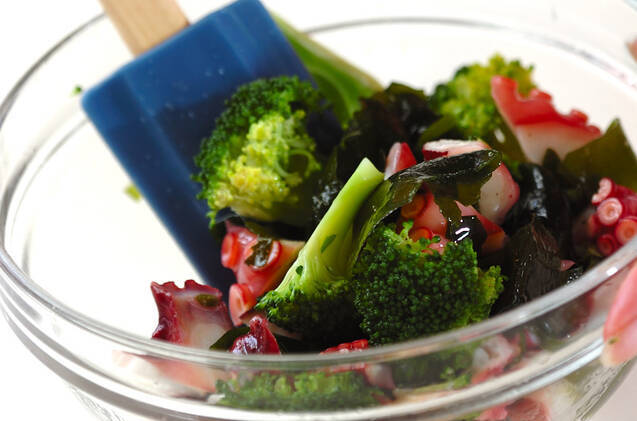 タコとワカメの酢の物の作り方の手順5