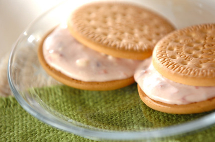 ジャムクリームサンド